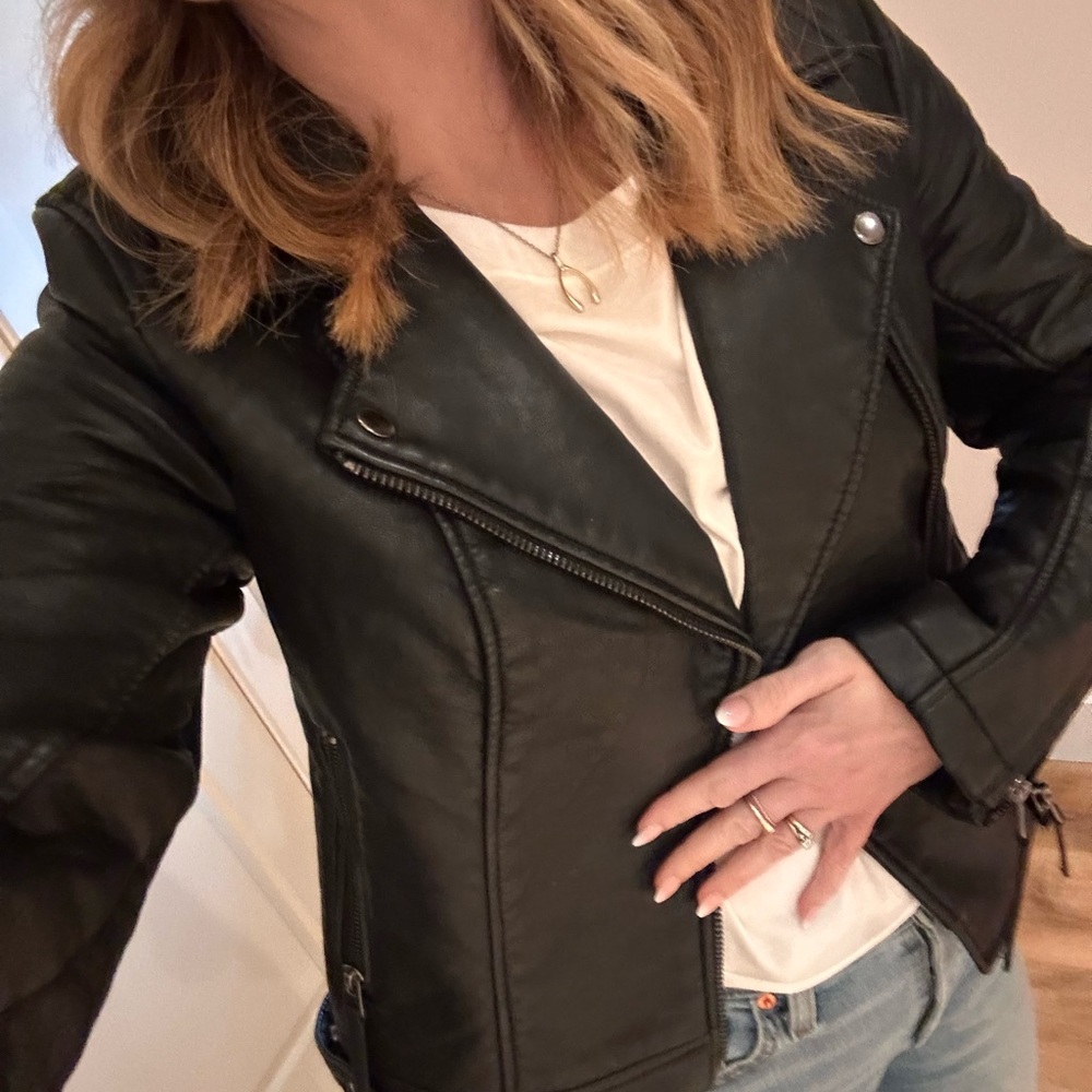 Topshop Women's Black Faux Leather Jacket size 8